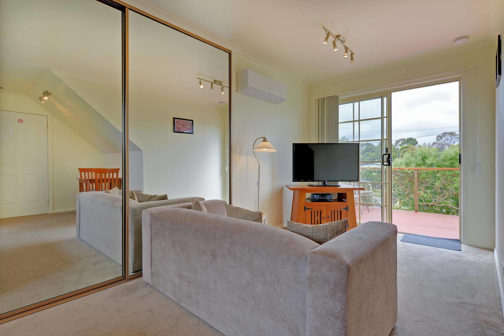 Aloft Boutique Accommodation Strahan Εξωτερικό φωτογραφία
